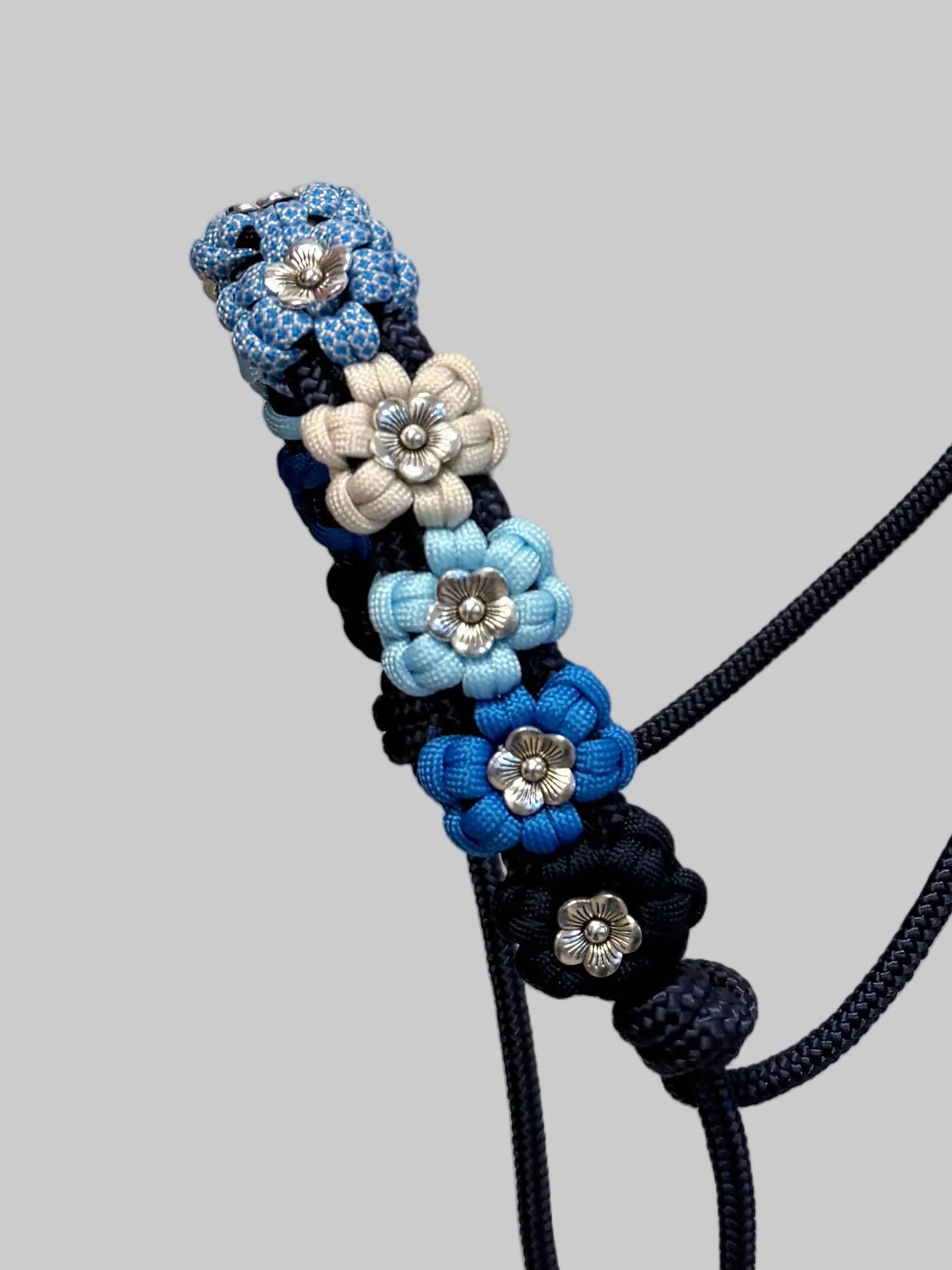 Knotenhalfter Blüten Navy